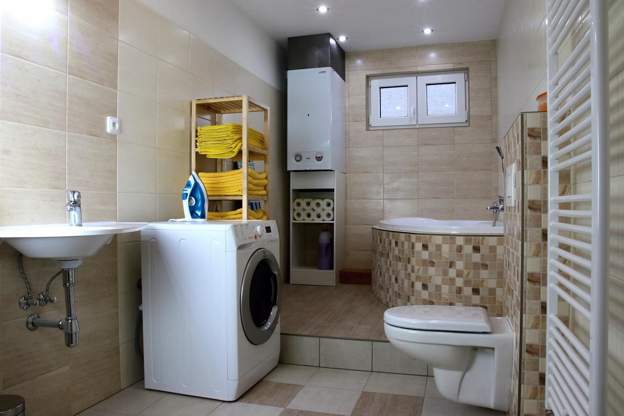 הודונין Apartmany Za Sakurou מראה חיצוני תמונה
