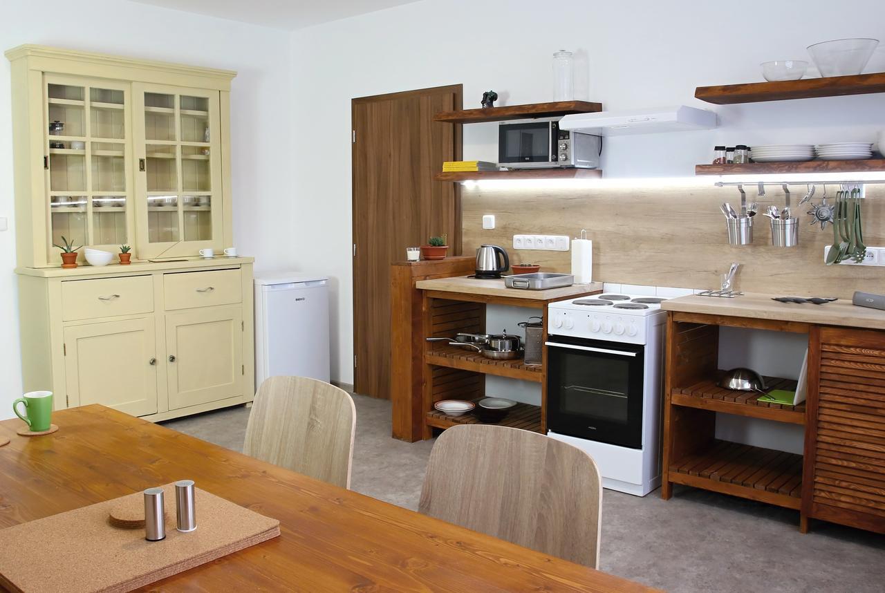 הודונין Apartmany Za Sakurou מראה חיצוני תמונה